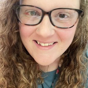 Meet your Posher, Michaela